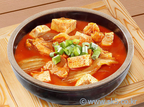 묵은지김치찌개