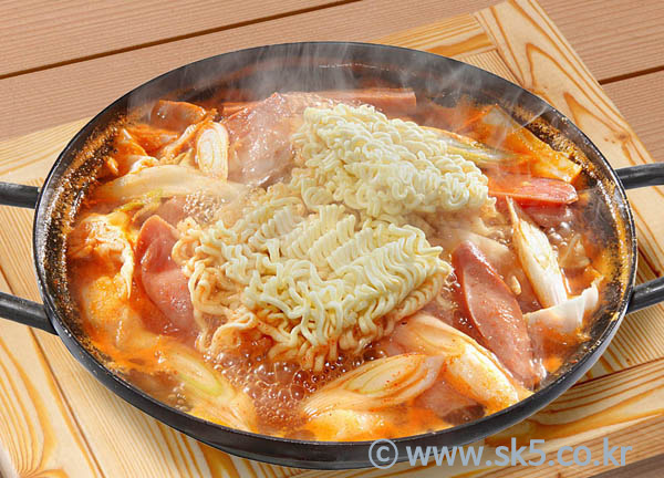 부대찌개